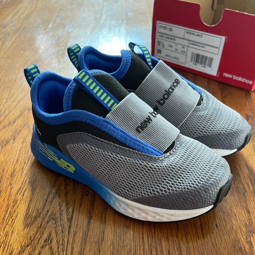 New balance toddler sneakers 9.5 size